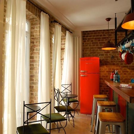 Jumba Hostel Istanbul Bagian luar foto