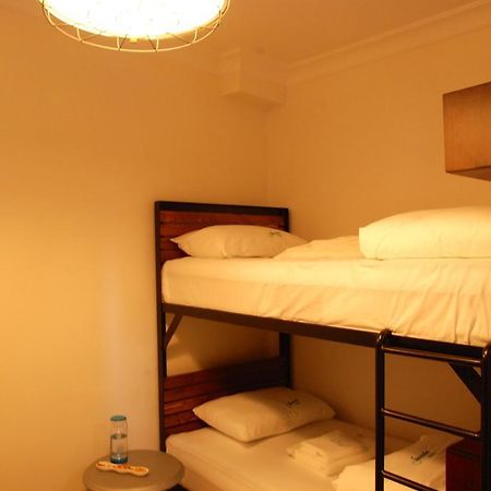 Jumba Hostel Istanbul Bagian luar foto